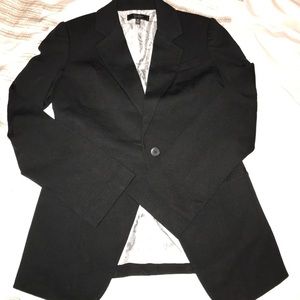 Jessica Simpson - Black Blazer